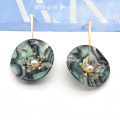 Newest design shell acrylic stud ear jewelry for woman trendy pearl earrings